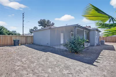 231 N Palm Avenue, Hemet, CA 92543 - Photo 24