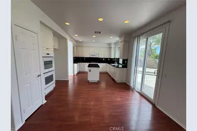 22219 Trinity Place, Saugus, CA 91390 - Photo 10