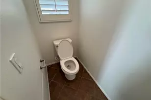 22219 Trinity Pl, Saugus, CA 91390 - Photo 38