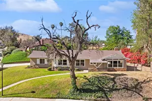 134 W Broadbent, Riverside, CA 92507 - Photo 8