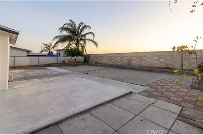 7804 Peacock, Highland, CA 92346 - Photo 28