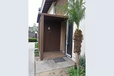 15500 Tustin Village #103, Tustin, CA 92780 - Photo 2