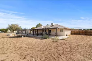 8530 11th, Hesperia, CA 92345 - Photo 34