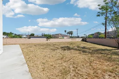 548 Bloomington Avenue, Rialto, CA 92376 - Photo 24
