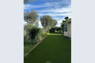 11918 Edgecliff, Sylmar, CA 91342 - Photo 34