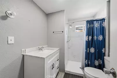 845 W Valley Boulevard #22, Colton, CA 92324 - Photo 18