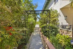 1970 Glassboro, Claremont, CA 91711 - Photo 40