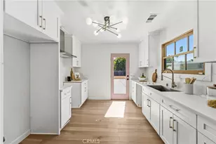 14138 Archwood, Van Nuys, CA 91405 - Photo 12