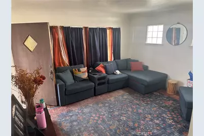 956 S Reservoir, Pomona, CA 91766 - Photo 4
