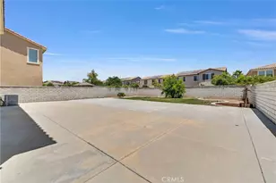 7662 Casa De Maria Ct, Eastvale, CA 92880 - Photo 28