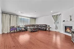 7662 Casa De Maria Ct, Eastvale, CA 92880 - Photo 10