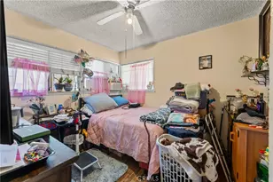 10107 Paloma Ave, Los Angeles, CA 90002 - Photo 28