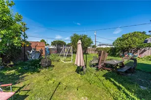 10107 Paloma Ave, Los Angeles, CA 90002 - Photo 8