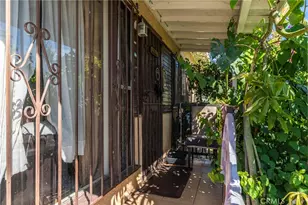10107 Paloma Ave, Los Angeles, CA 90002 - Photo 6
