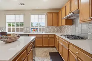 6975 San Bruno Ct, Fontana, CA 92336 - Photo 10