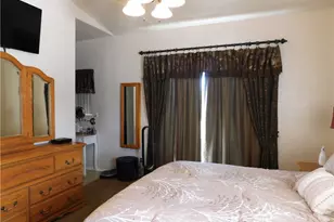 20774 Village Ct, California City, CA 93505 - Photo 8