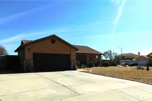 20774 Village Ct, California City, CA 93505 - Photo 26