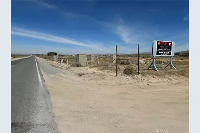 7805 Deep Creek, Apple Valley, CA 92308 - Photo 2