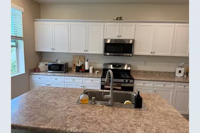 17119 Gray Pine, San Bernardino, CA 92407 - Photo 8