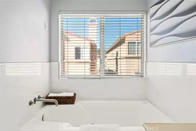 688 N Rimsdale Avenue #13, Covina, CA 91722 - Photo 32