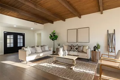 13601 Carrol Way, Tustin, CA 92870 - Photo 4