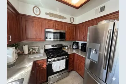 2021 S Campus Avenue #28F, Ontario, CA 91761 - Photo 8