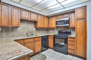 672 Greendale Ln, Pomona, CA 91767 - Photo 16