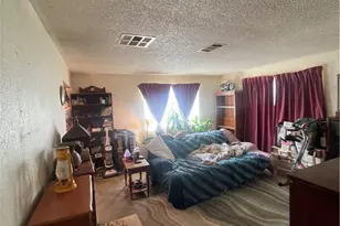 36363 Serra, Hinkley, CA 92347 - Photo 6