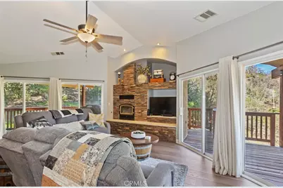 26633 Timberline Drive, Wrightwood, CA 92397 - Photo 18