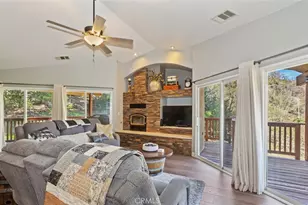26633 Timberline Dr, Wrightwood, CA 92397 - Photo 18