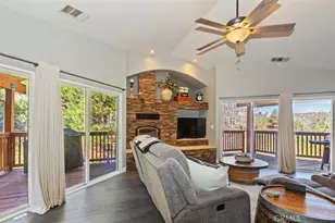 26633 Timberline Dr, Wrightwood, CA 92397 - Photo 16