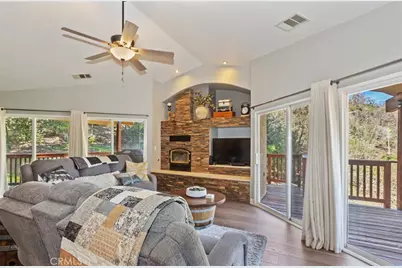 26633 Timberline Drive, Wrightwood, CA 92397 - Photo 14