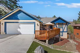 26633 Timberline Dr, Wrightwood, CA 92397 - Photo 2
