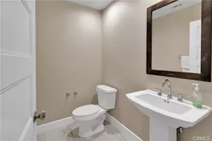 12752 Farmington St, Oak Hills, CA 92344 - Photo 16