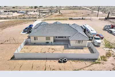 12752 Farmington Street, Oak Hills, CA 92344 - Photo 42