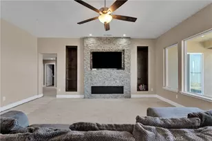 12752 Farmington St, Oak Hills, CA 92344 - Photo 6