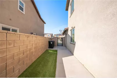 17043 Sugar Hollow Lane, Fontana, CA 92336 - Photo 30