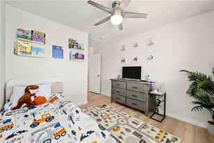 17043 Sugar Hollow Ln, Fontana, CA 92336 - Photo 22