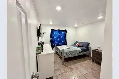 1855 Riverside, Ontario, CA 91761 - Photo 18