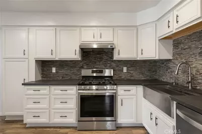 1919 Sherry #37, Santa Ana, CA 92705 - Photo 14