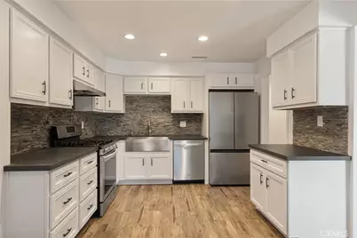 1919 Sherry #37, Santa Ana, CA 92705 - Photo 10