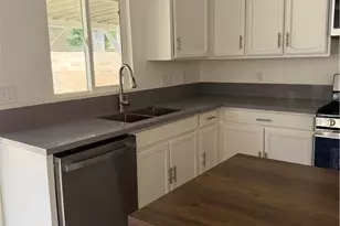 1034 Maple Ct, Ontario, CA 91762 - Photo 2