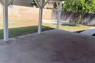 1034 Maple Ct, Ontario, CA 91762 - Photo 14