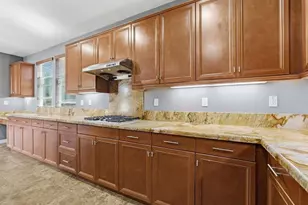 2947 Gilbert Ave, Corona, CA 92881 - Photo 16