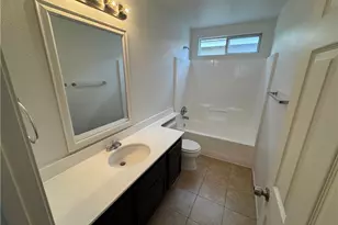 28291 Cedar Ln, Saugus, CA 91350 - Photo 36