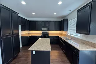 28291 Cedar Ln, Saugus, CA 91350 - Photo 12