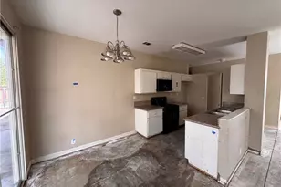 2014 W Dawnview Dr, Rialto, CA 92377 - Photo 12