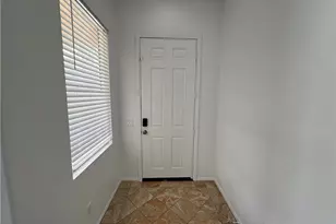 17292 Sierra Sunrise Ln, Canyon Country, CA 91387 - Photo 6