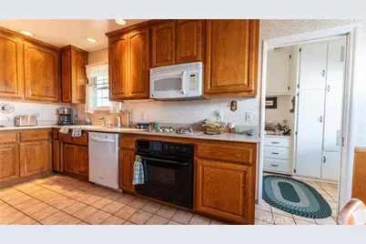 356 Trayer Avenue, Glendora, CA 91741 - Photo 6