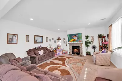 15457 Red Pepper Place, Fontana, CA 92336 - Photo 8